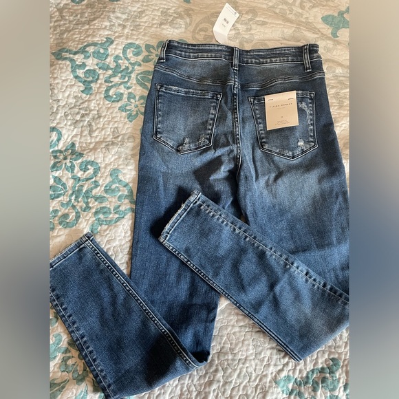Flying Monkey High-rise Button Skinny Jeans; NWT; size 29 - Picture 5 of 11